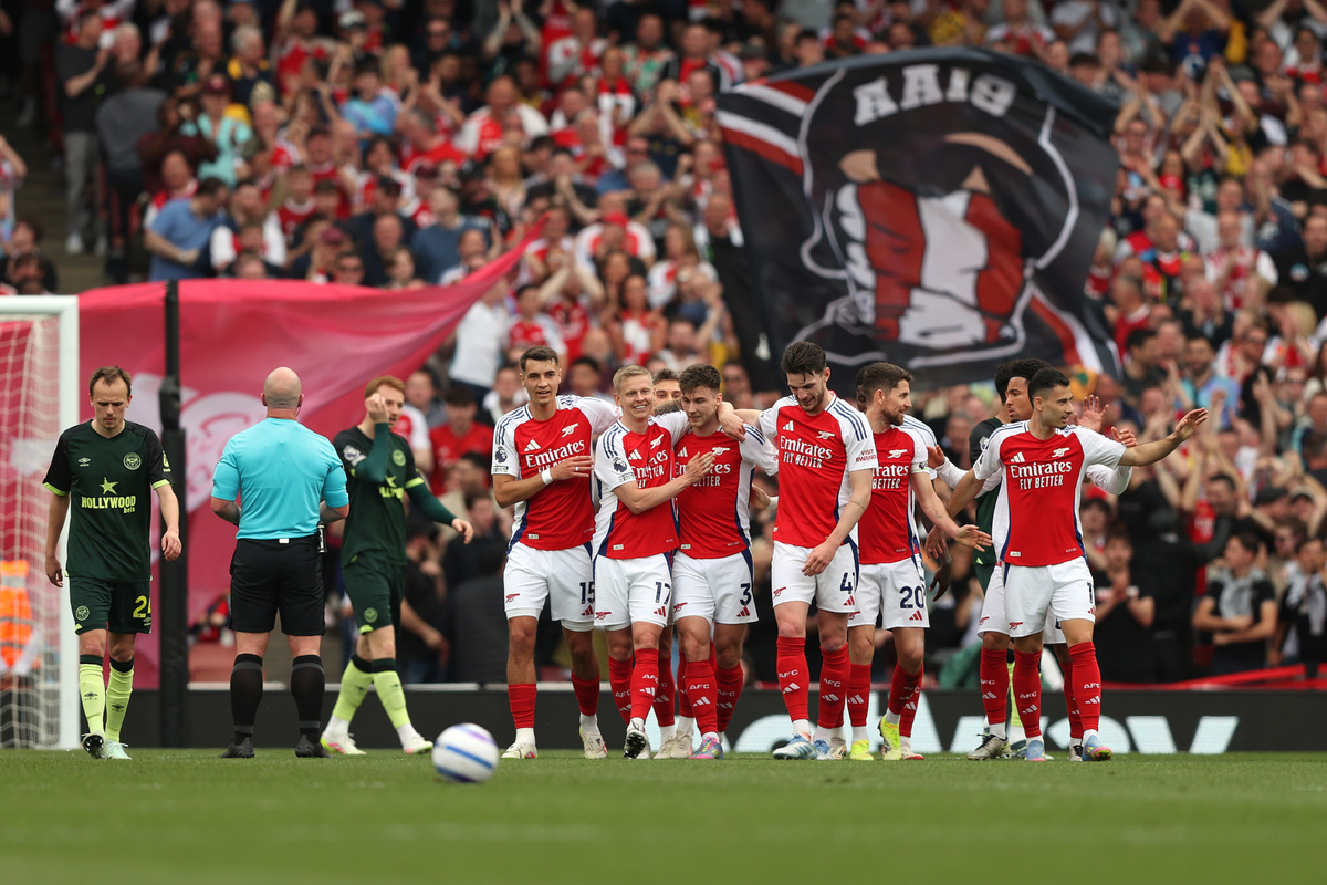 德转预热戴维身价：最高4500万欧不变，最低下跌至3000万欧（德转预热：戴维估值上限维持4500万欧，下限降至3000万欧）