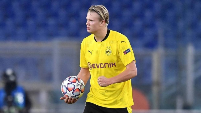 诺坎普国王，巴萨对阵毕包第10分钟时主场观众高喊“梅西”（巴萨战毕巴第10分钟，诺坎普全场高呼“梅西”）