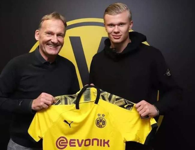 52岁，雷科莱塔主席比达尔打破巴拉圭甲级联赛最年长出场纪录（52岁雷科莱塔主席比达尔刷新巴拉圭甲级联赛最年长出场纪录）