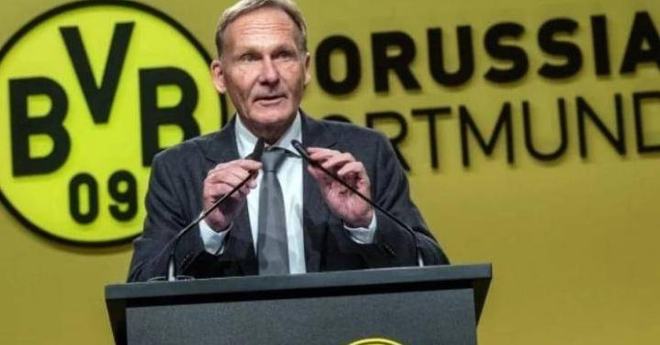 年度教练研修班在广州闭幕，足协将给本土教练更多机会（年度教练研修班广州收官，足协将为本土教练提供更多机会）