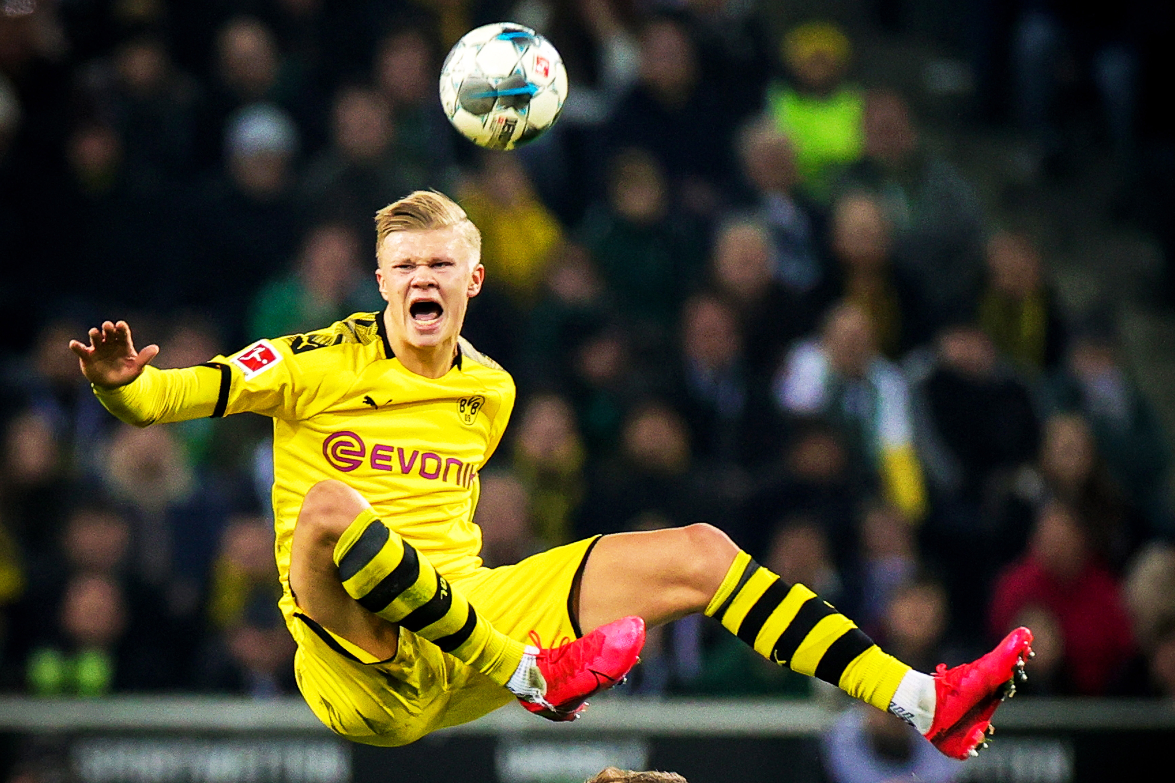 26场不败，德拉富恩特是带领西班牙连续不败场次第二长的主帅（率队26场不败，德拉富恩特位列西班牙主帅不败纪录第二）