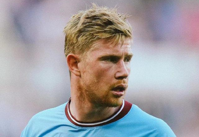 葡萄牙11月大名单：C罗领衔，菲利克斯、莱奥、B费在列（葡萄牙公布11月名单：C罗挂帅，菲利克斯、莱奥与B费入选）